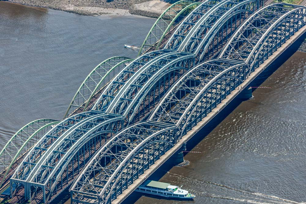 Freihafenelbbrücke