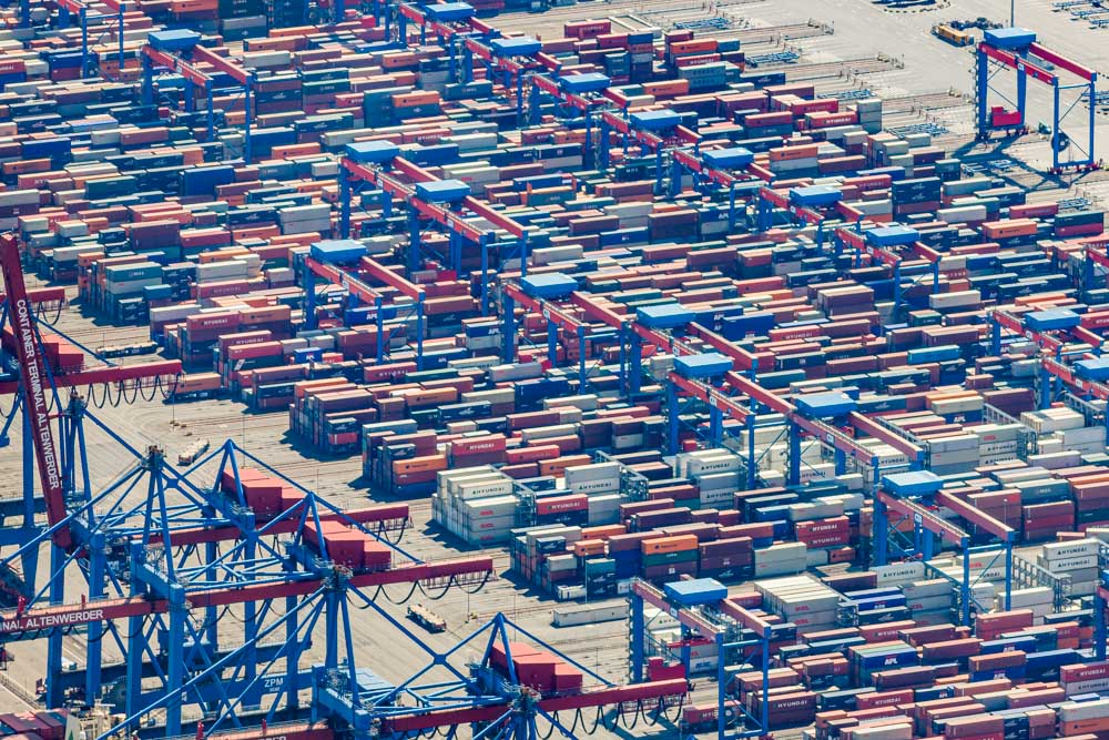 Container Terminal in Hamburg-Altenwerder