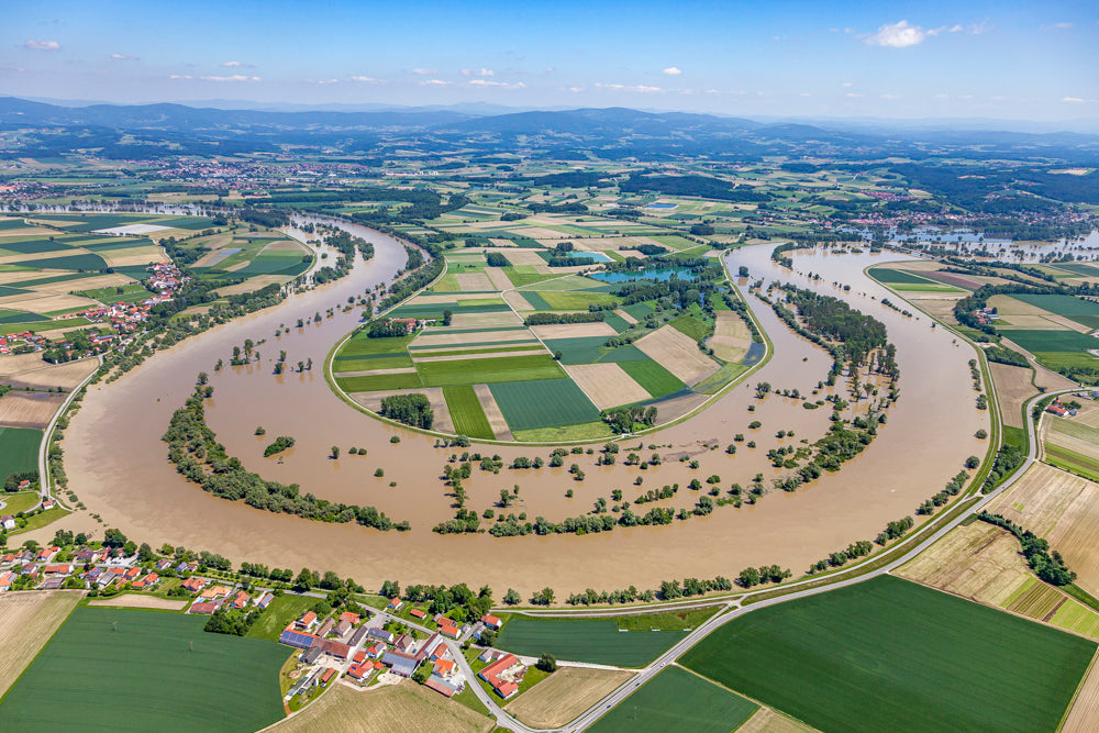 Donauschleife bei Hochwasser