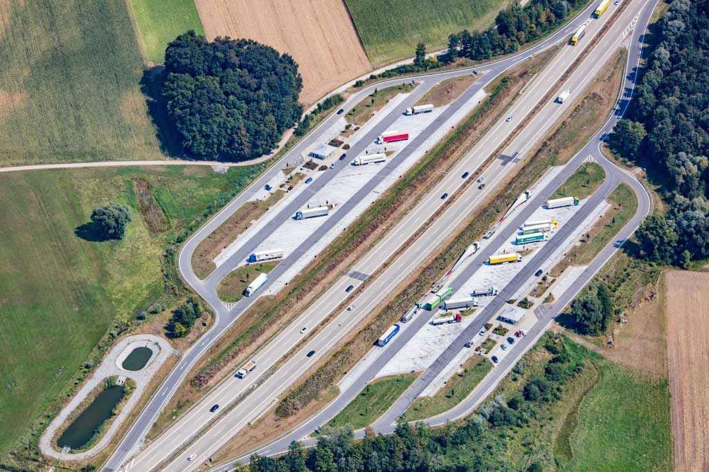 Autobahnparkplatz