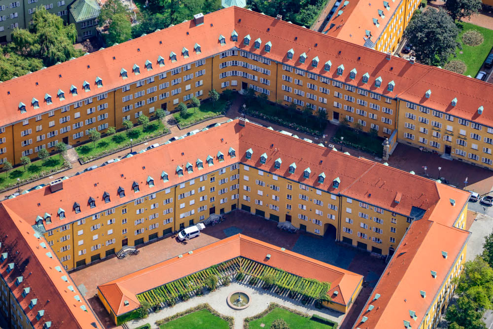 Borstei