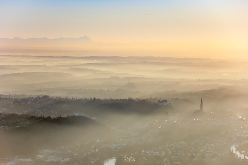 Dunstlandschaft über Landshut