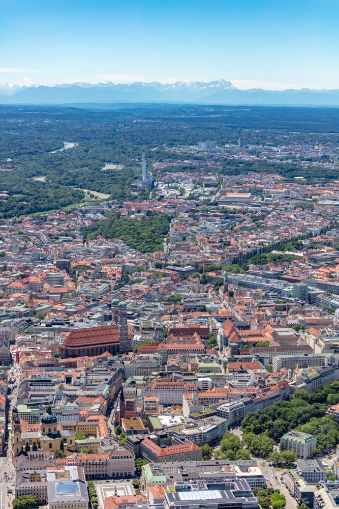 München mit Alpenpanorama