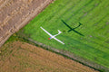 Segelflugzeug mit roter Nase