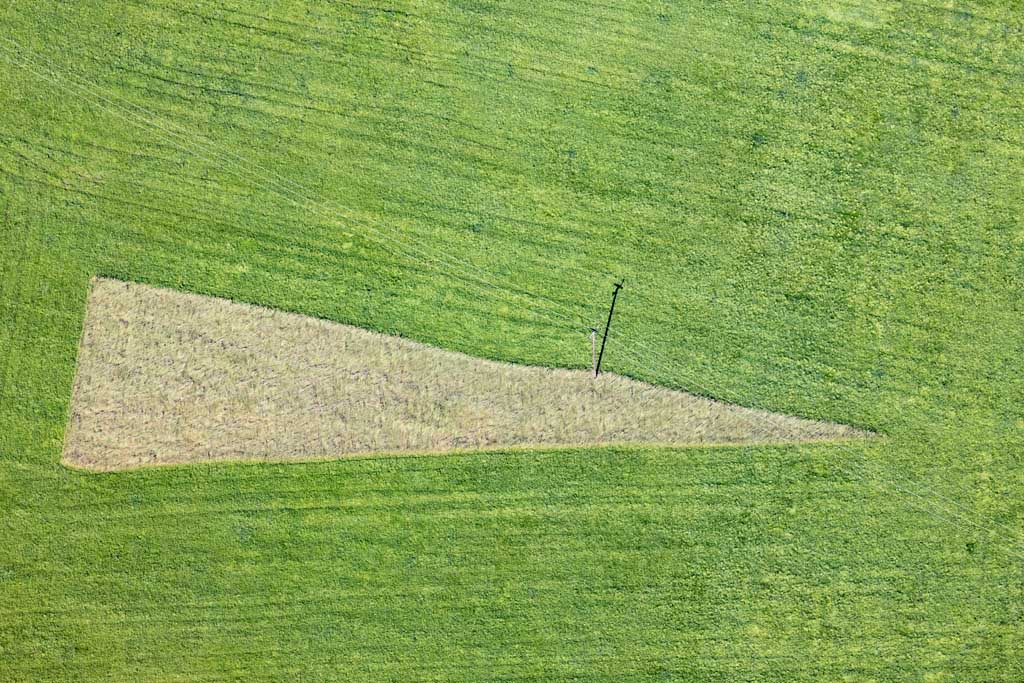 Spitzwinkliges Dreieck auf dem Feld