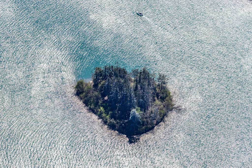 Island in Lake Steinberg