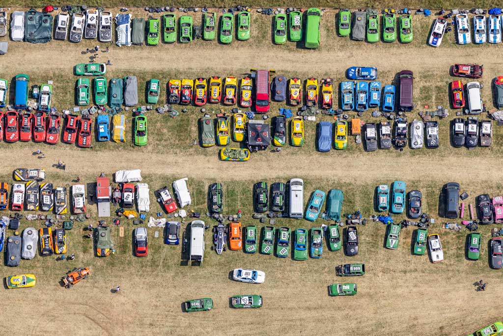 Fahrzeuge beim Stock-Car-Rennen