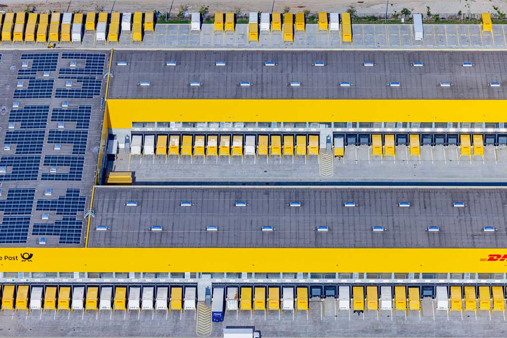 Aschheim parcel and mail distribution center 