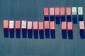 Neunzehn Container